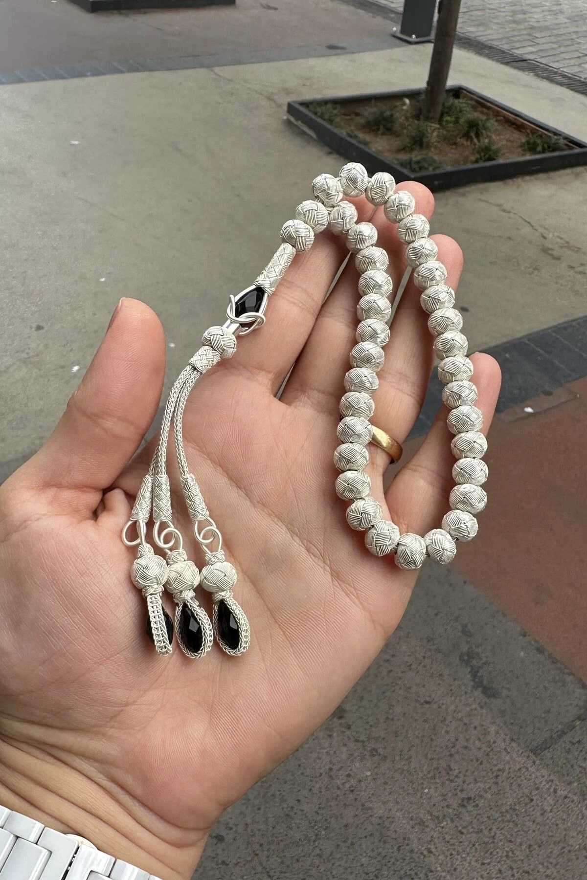 Zirkon Taşlı Gümüş Kazaziye Üç Püsküllü Tesbih