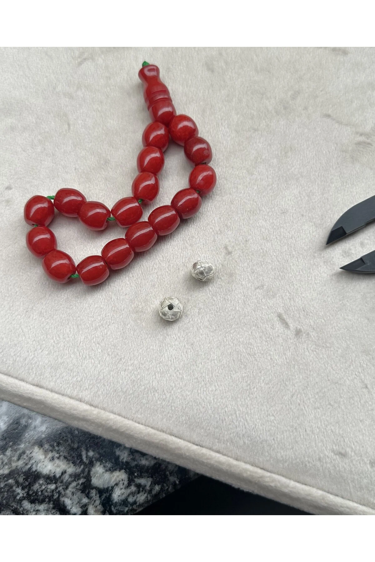 Tesbih Malzemesi Gümüş Kazaziye El Örmesi Büyük Boy 8 X 10,3 MM Kazaz Top 2 ADET