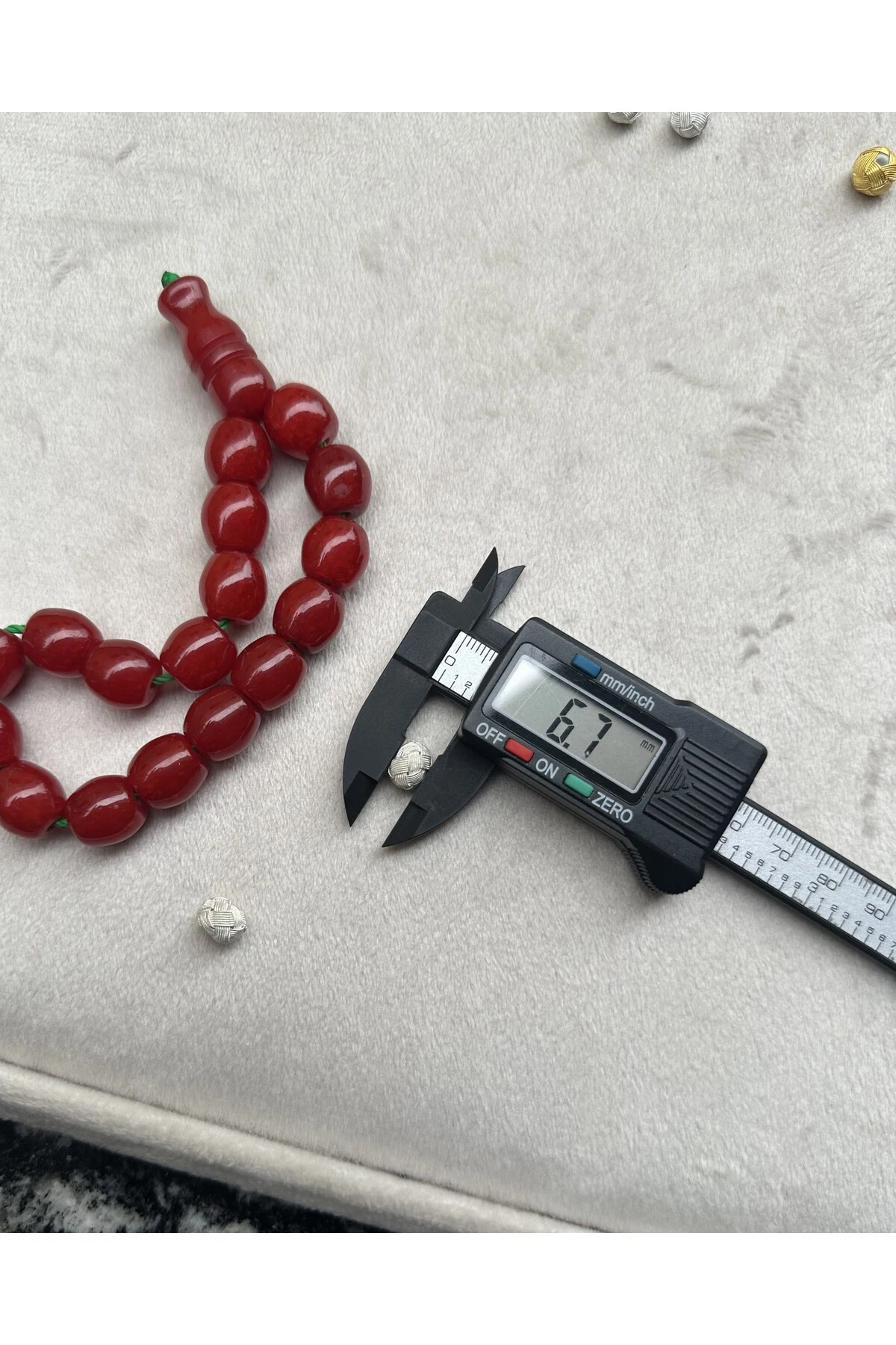 Tesbih Malzemesi Gümüş Kazaziye El Örmesi Orta Boy 6,7 X 9 MM Kazaz Top